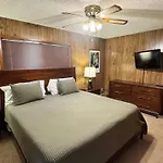 Papa Bear Cabin